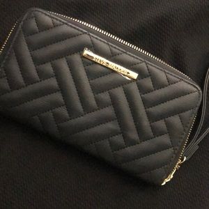Steven madden clutch wallet